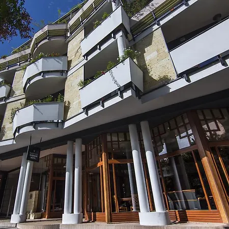 Semiramis Business Szálloda