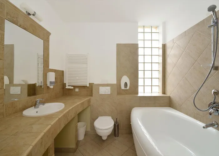 Hotel Semiramis Business