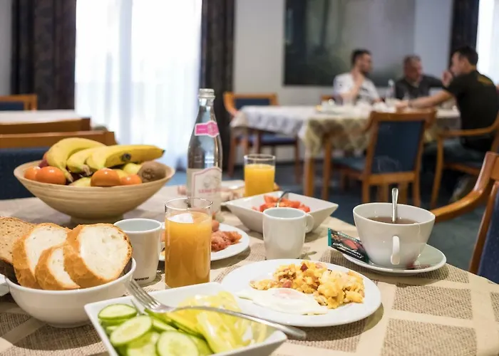 Semiramis Business Hotel