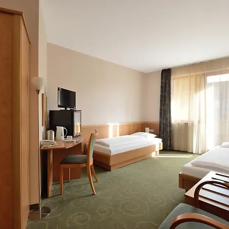 فندق Semiramis Business سولنوك