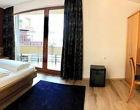 Semiramis Business 4* Szolnok