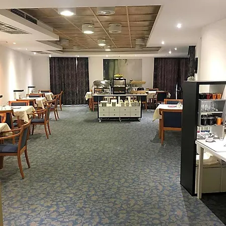 Semiramis Business 4* Szolnok