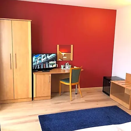 Hotel Semiramis Business 4*