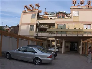 فندق Semiramis Business