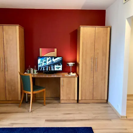 Semiramis Business 4*